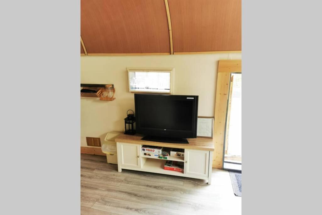 Lazy Lodge Glamping Pod With Hot Tub Port Laoise Exterior foto